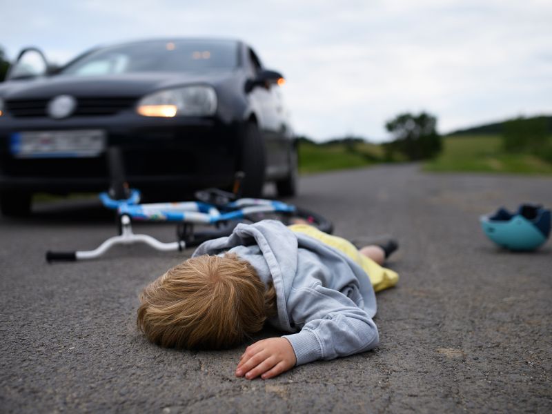 Child on the ground 